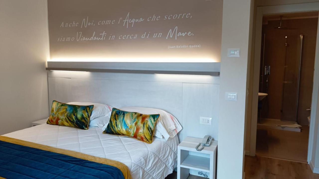 Roma Hotel Castiglione della Pescaia Buitenkant foto