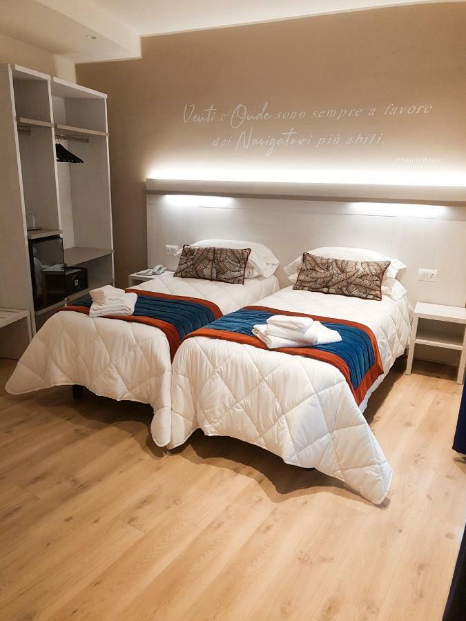 Roma Hotel Castiglione della Pescaia Buitenkant foto