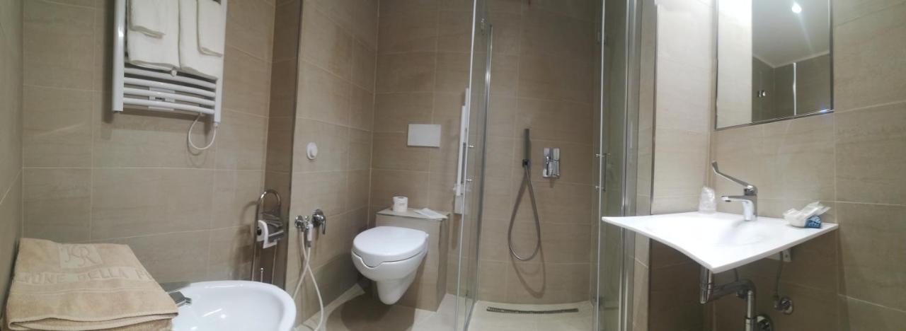 Roma Hotel Castiglione della Pescaia Buitenkant foto